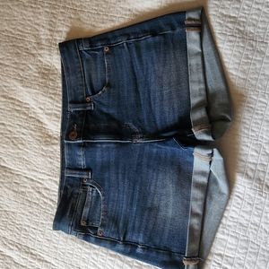 American Eagle Midi shorts